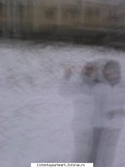 ups...am uitat poza in care fac clone jutsu :rotfl:  :rotfl: ras degeaba
